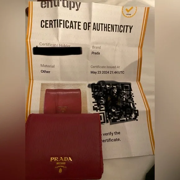 Authentic PRADA Saffiano Leather Bifold Wallet
Comes with COA - Picture 1 of 9